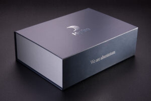 Box with glossy silver hot stamp.