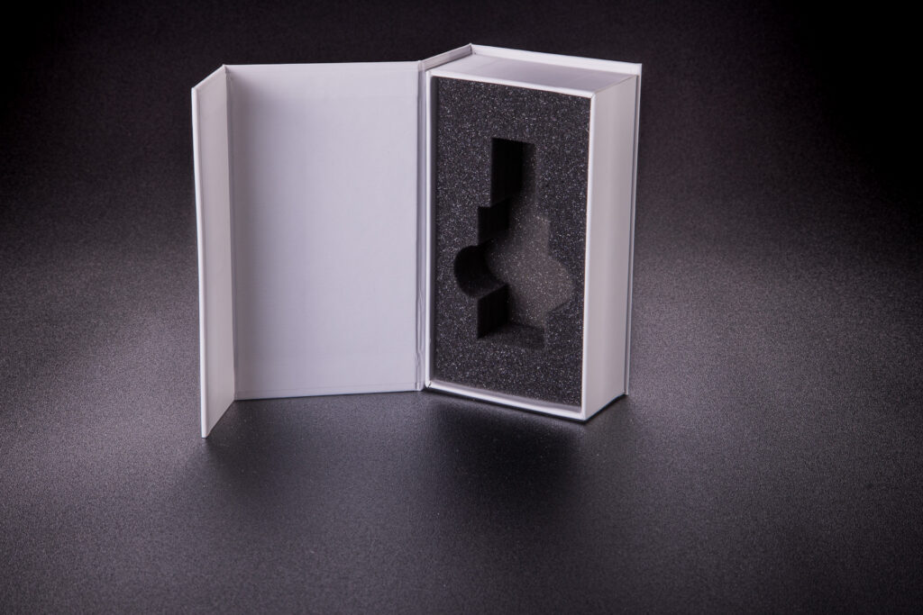 biale pko korpus okladka pianka e42a1679