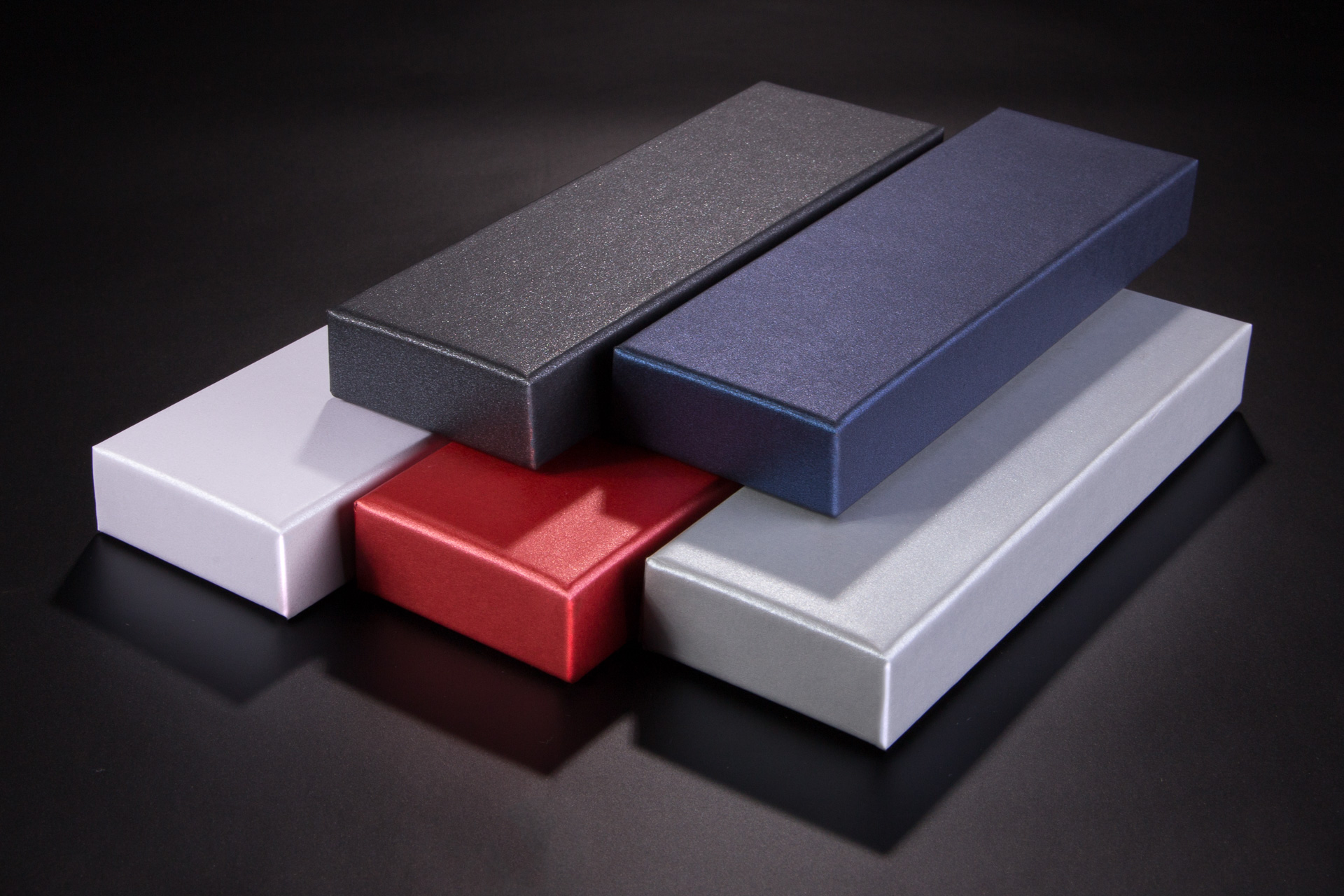 rozne kolory pudelek clammshell na dlugopisy img 1882 edit