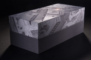 Oklejarka pudełka premium zadrukowana sitodrukiem. Luksusowe pudełko na alkohol. 