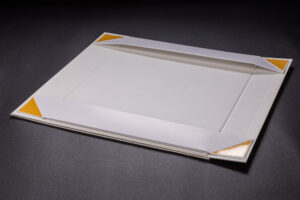 rozlozone pudelko na plasko e42a6479